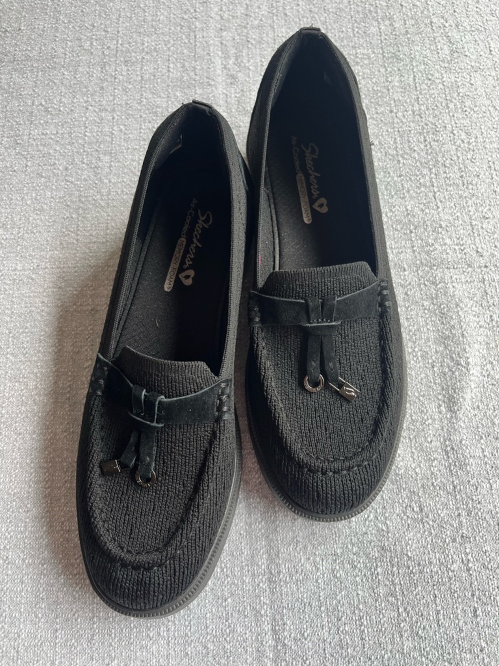Skechers Black Knit Tassel Loafers